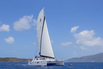 Ocenavolt_sustainable_boating_electrification_Dinolift_DINOBlog